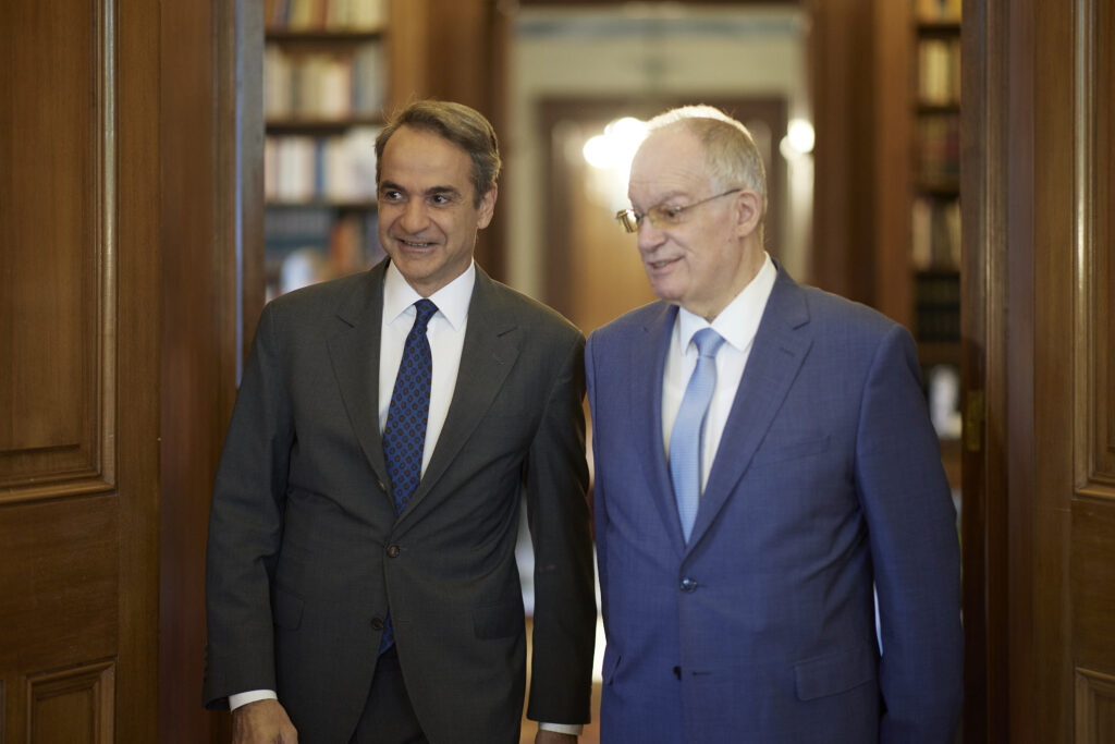 Συνάντηση Τασούλα – Μητσοτάκη: «Να επιβραβεύονται οι συνεπείς δημόσιοι υπάλληλοι και να απομακρύνονται όσοι δεν ανταποκρίνονται»