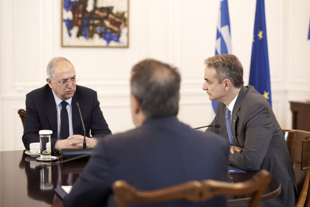 Συνάντηση Μητσοτάκη με τον Ευρωπαίο Επίτροπο Αλιείας: Τι είπαν για τον Θαλάσσιο Χωροταξικό Σχεδιασμό