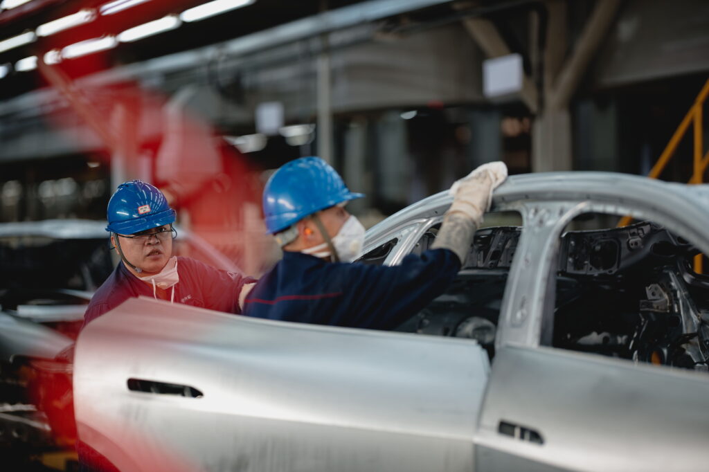 Κίνα: Πέφτουν τα κέρδη στη βιομηχανία