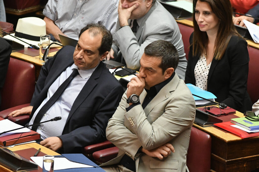 Η «λογική» αλυσίδα της ευθύνης για τα Τέμπη: Από τον Σπίρτζη στον Μητσοτάκη… και ο Τσίπρας;