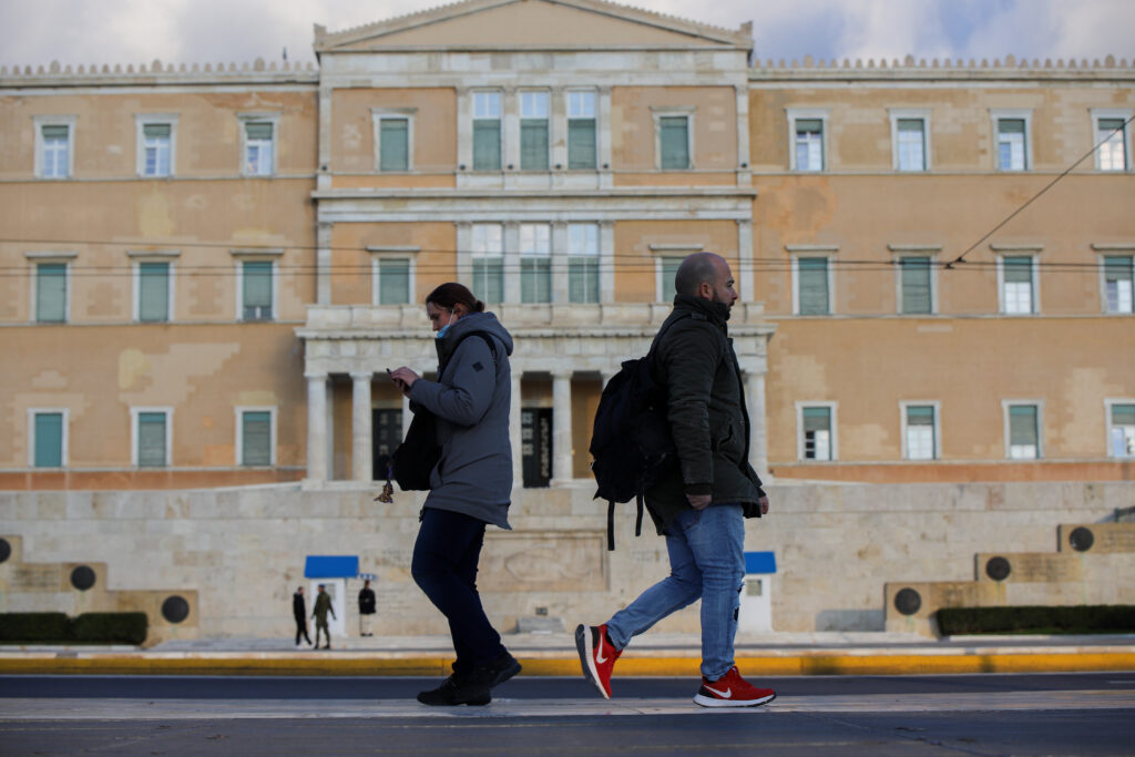 Όταν οι ακροκεντρώοι κάνουν αντιπολίτευση (βόηθα Παναγία μου!)