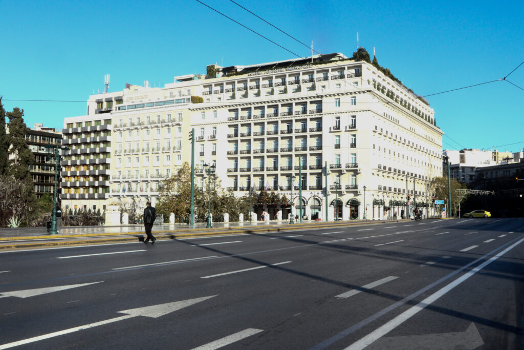 Καλοκαίρι «επικίνδυνης στασιμότητας» για τα ξενοδοχεία της Αθήνας