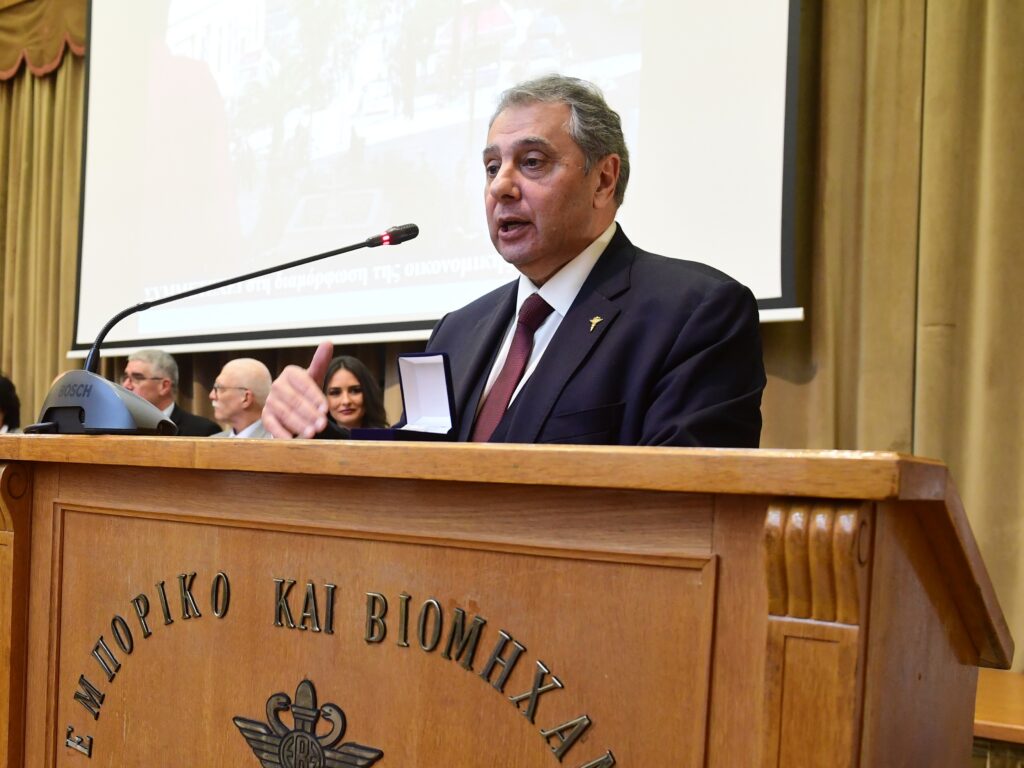 Βασ. Κορκίδης: «Διαχειρίσιμοι» οι δασμοί 15%