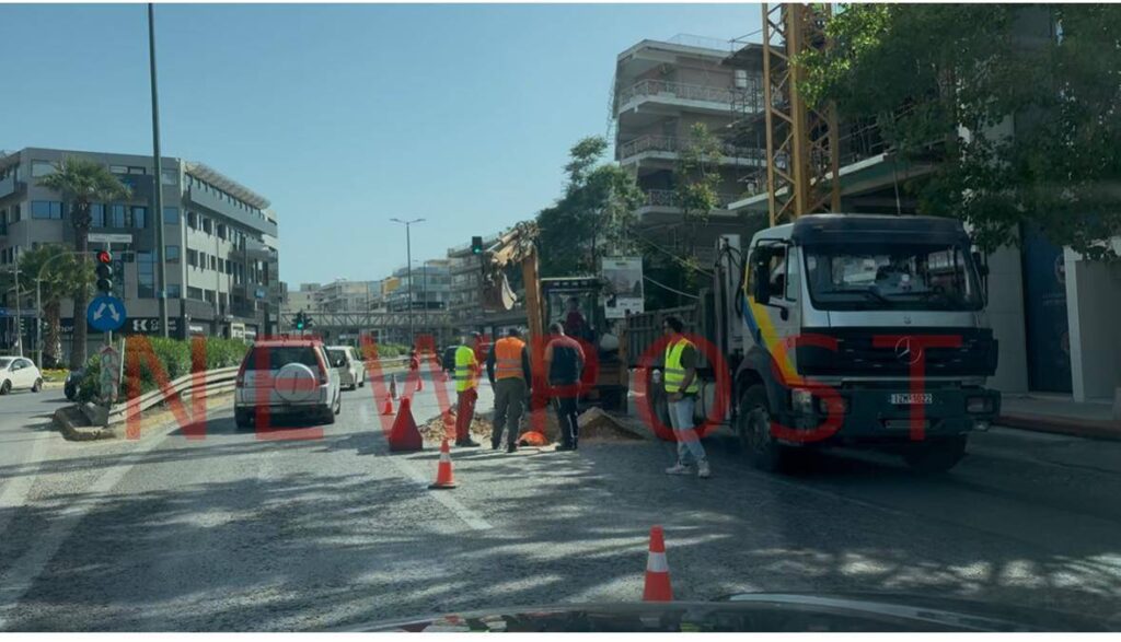 Τα παράδοξα των ελληνικών δρόμων – Σκάβουν στη μέση της Κηφισίας χωρίς καμία ρύθμιση της κυκλοφορίας (Φωτό)