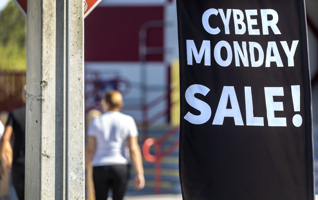 Cyber Monday 2025: Πώς να ψωνίσετε με ασφάλεια και να ξεχωρίσετε τις πραγματικές εκπτώσεις