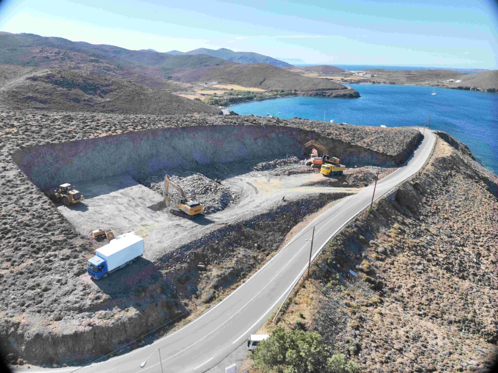 Όμιλος ΔΕΗ: Οδηγός για το ενεργειακό μέλλον της χώρας το υβριδικό νησί της Αστυπάλαιας