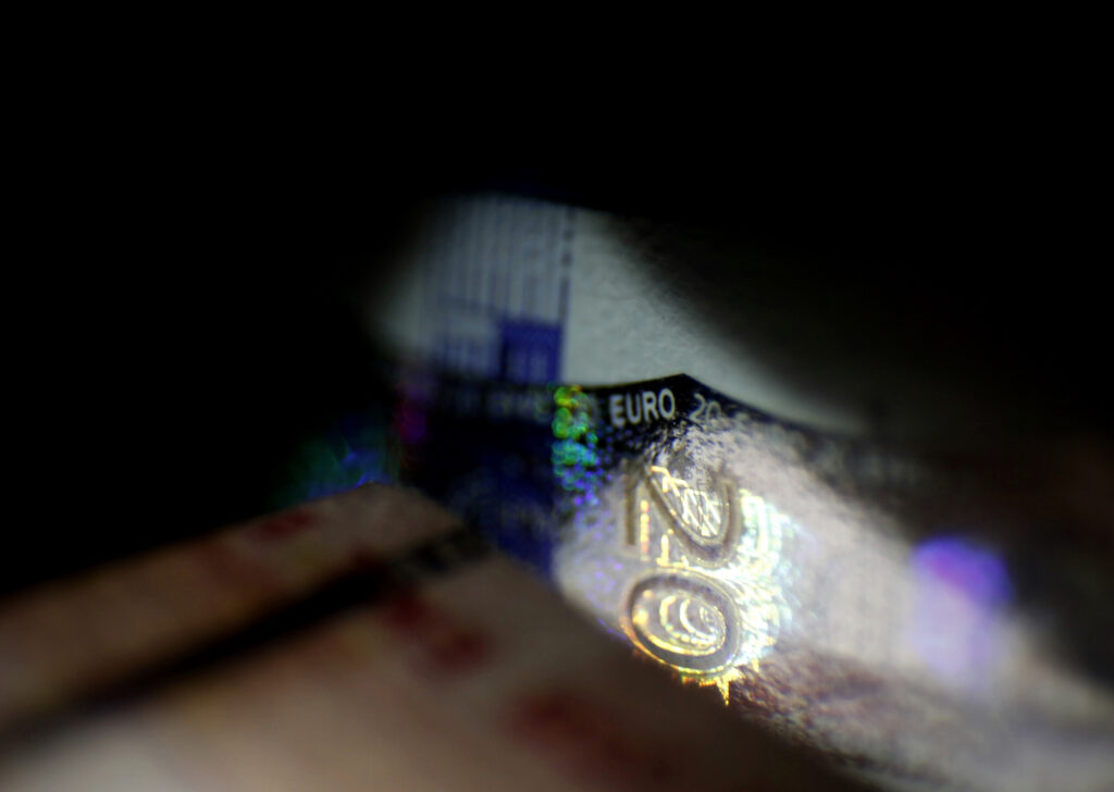 Εβδομαδιαίο επίδομα 156 ευρώ – Ποιοι και πως το λαμβάνουν