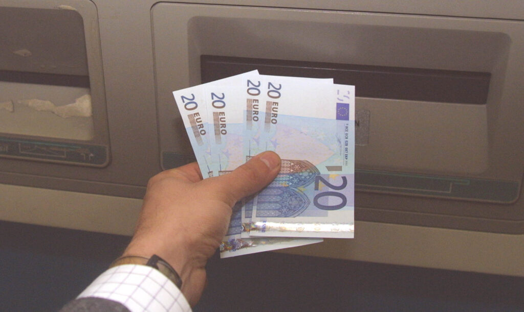 «Υψηλό» επίδομα μέχρι 600 ευρώ: Ποιοι δικαιούχοι μπορούν να υποβάλλουν αίτηση