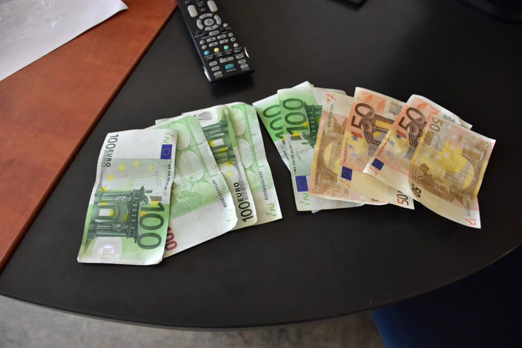 «Φορτωμένο» επίδομα 3.250 ευρω: Πότε τελειώνει η προθεσμία για τους δικαιούχους