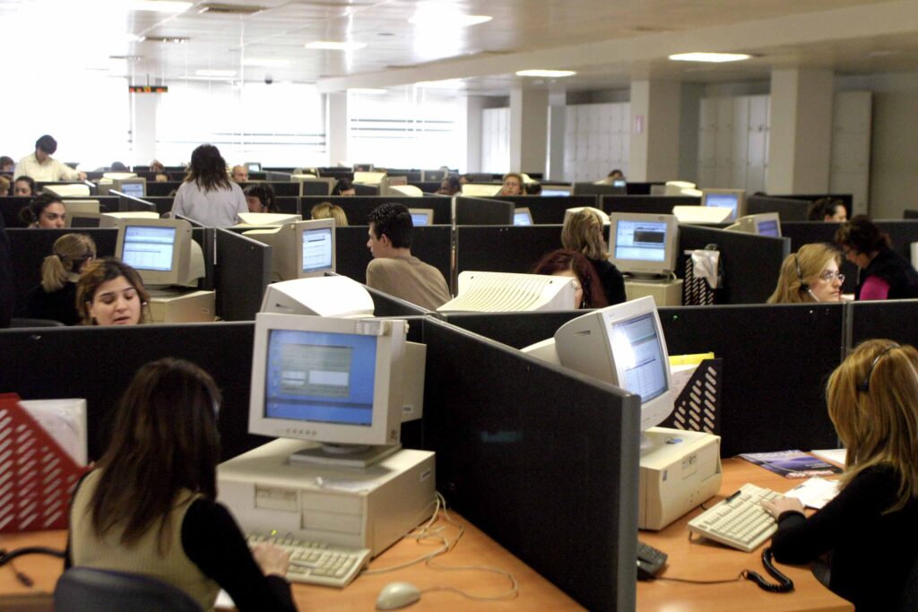 Νέο εργασιακό νομοσχέδιο: Σημαντικές αλλαγές με ψηφιακές προσλήψεις και υπερωρίες εκ περιτροπής