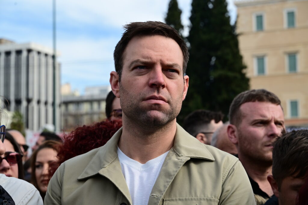 Κασσελάκης: «Είναι ντροπή η ΝΔ να προτείνει Προανακριτική για τον υπουργό της χωρίς τη λέξη ανθρωποκτονία»