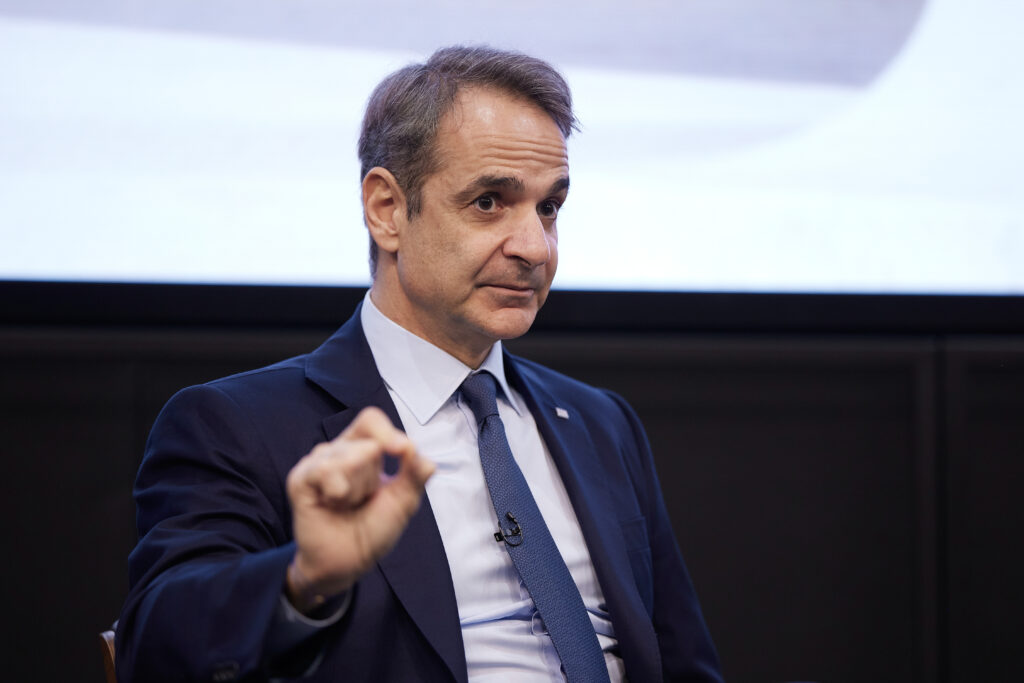 Η κυβέρνηση σε ρυθμό μεταρρυθμίσεων: Οι 25 δεσμεύσεις που «τρέχουν» ως το τέλος της χρονιάς