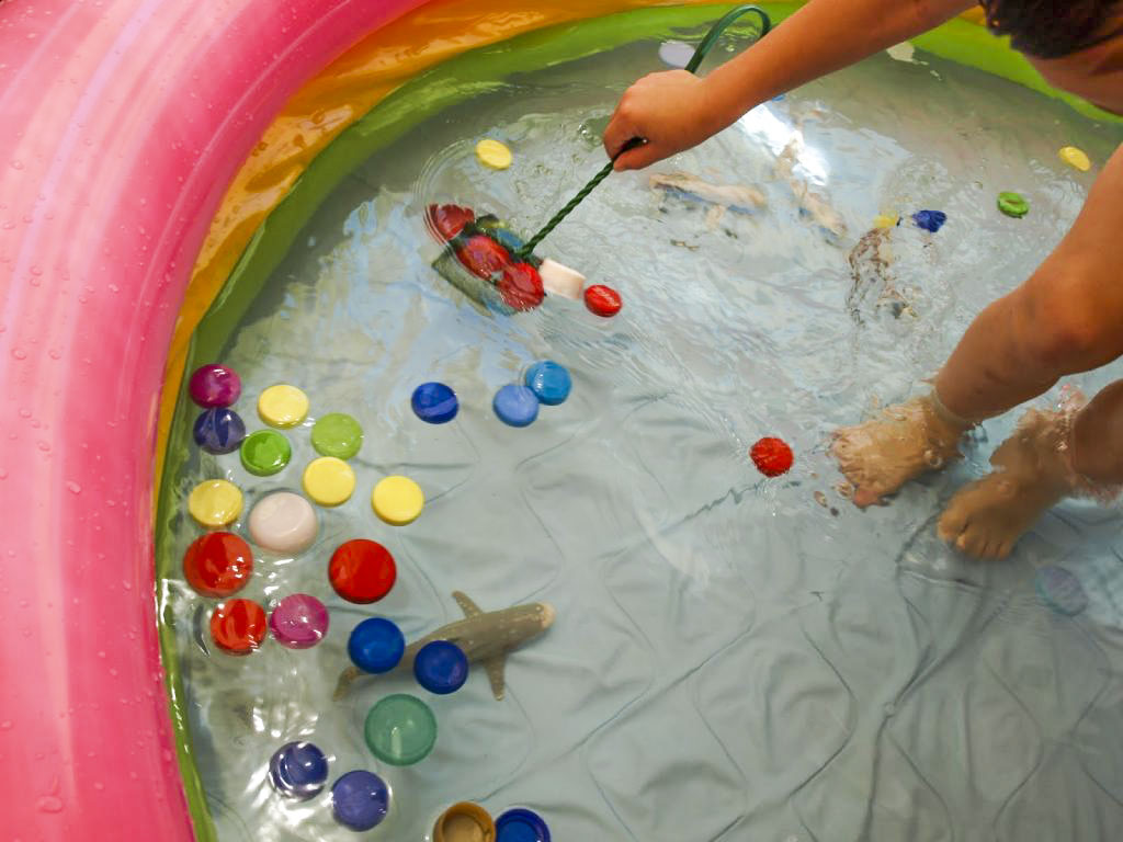 Αποκαρδιωτικά τα στοιχεία της Eurostat: «Η Ελλάδα της Ανάπτυξης» δεν πάει διακοπές – 1 στους 2 δεν αντέχει ούτε έξι ημέρες