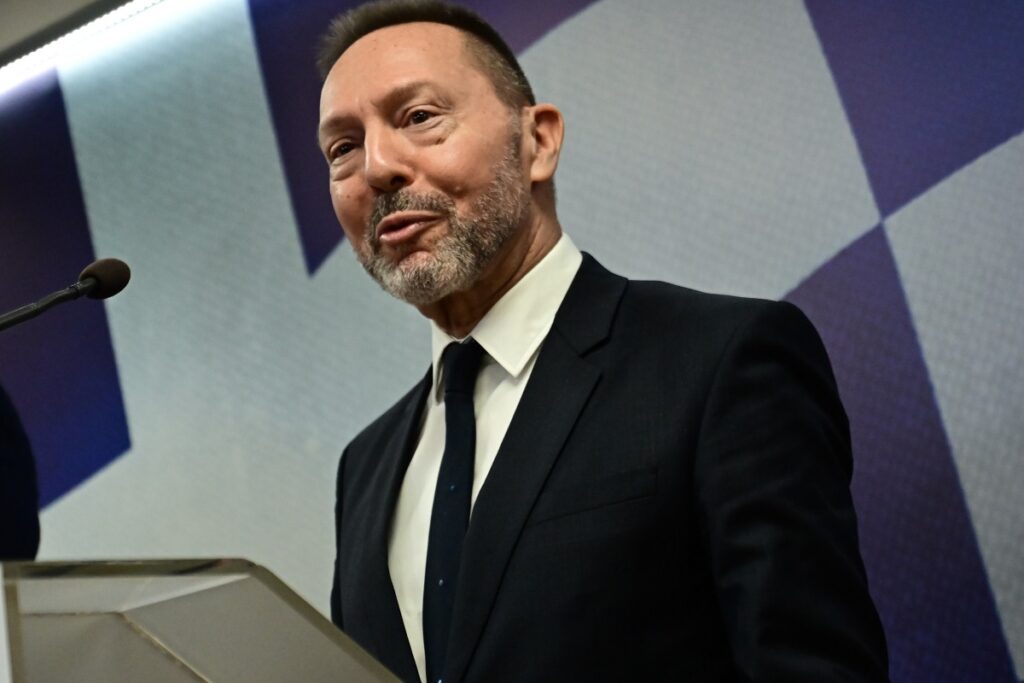 Στουρνάρας: Αλλαγές στη φορολογία υπέρ των μισθωτών