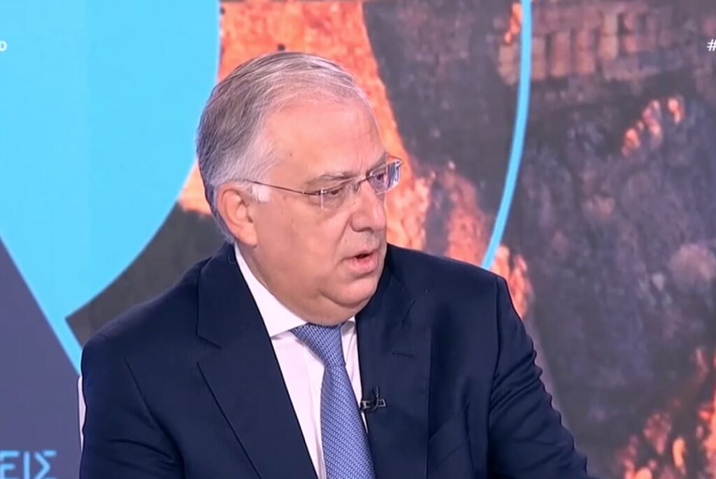 Θεοδωρικάκος: «Η συμφωνία με τα σούπερ μάρκετ για μείωση τιμής σε 1.000 προϊόντα – 80 εκατ. ευρώ επέστρεψαν στο Δημόσιο από ανεκπλήρωτες επενδύσεις» (Βίντεο)