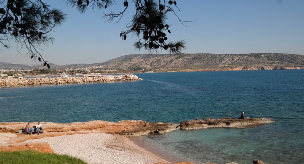 Επενδυτικό ενδιαφέρον για μακροχρόνια μίσθωση της παραλίας «Ακτής Βουλιαγμένης»