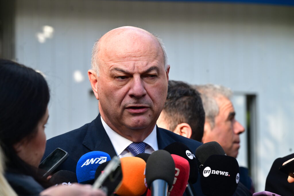 Ο υπουργός Αγροτικής Ανάπτυξης, Κώστας Τσιάρας