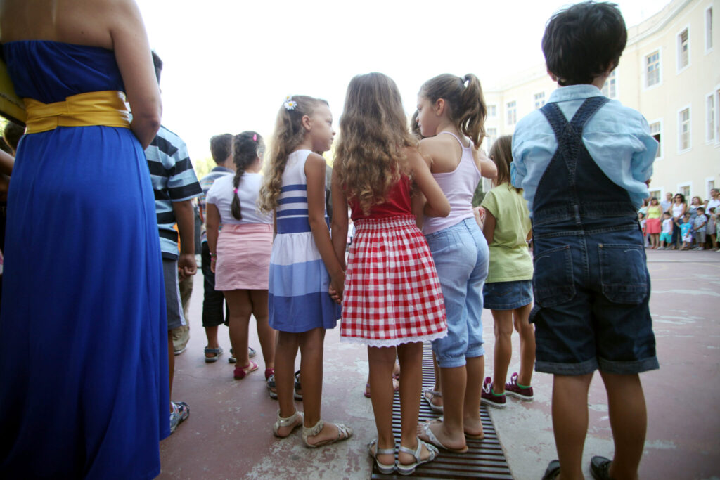 Νταντάδες της Γειτονιάς