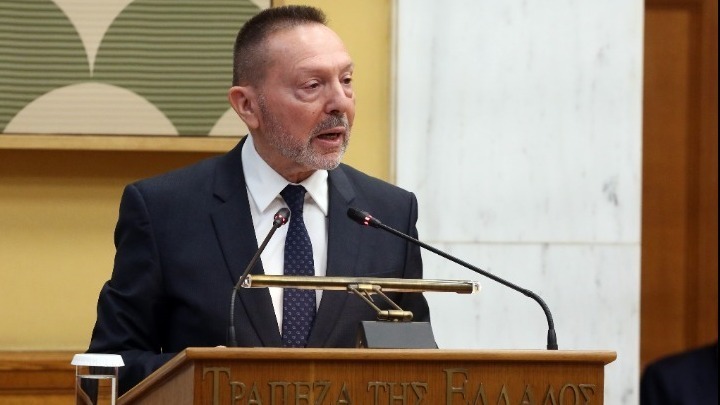 Γιάννης Στουρνάρας