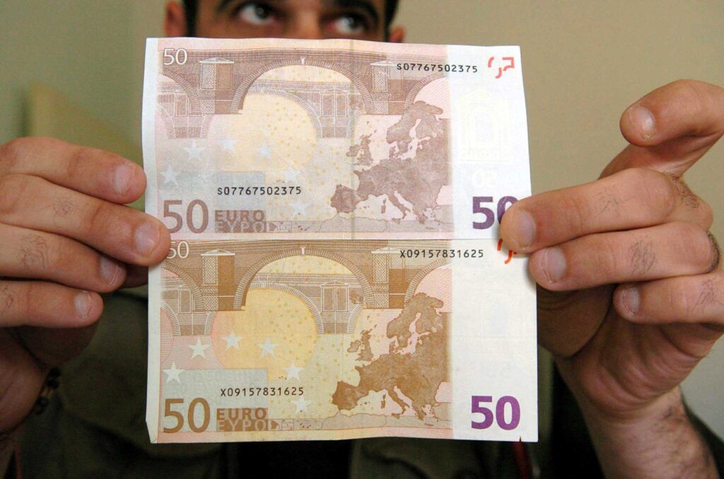 Επίδομα έως 1.000 ευρώ: Πήρε παράταση η προθεσμία για τις αιτήσεις – Ποιοι είναι οι δικαιούχοι