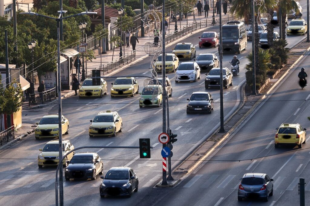 Έρχονται νέα «ραβασάκια» για ανασφάλιστα οχήματα και απλήρωτα τέλη κυκλοφορίας