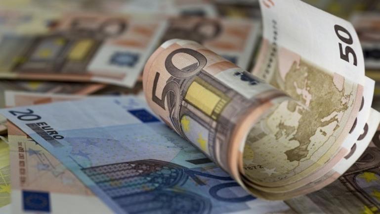 Προϋπολογισμός: Τα φορολογικά έσοδα και οι επενδύσεις έφεραν πρωτογενές πλεόνασμα 6,5 δισ. ευρώ στο οκτάμηνο