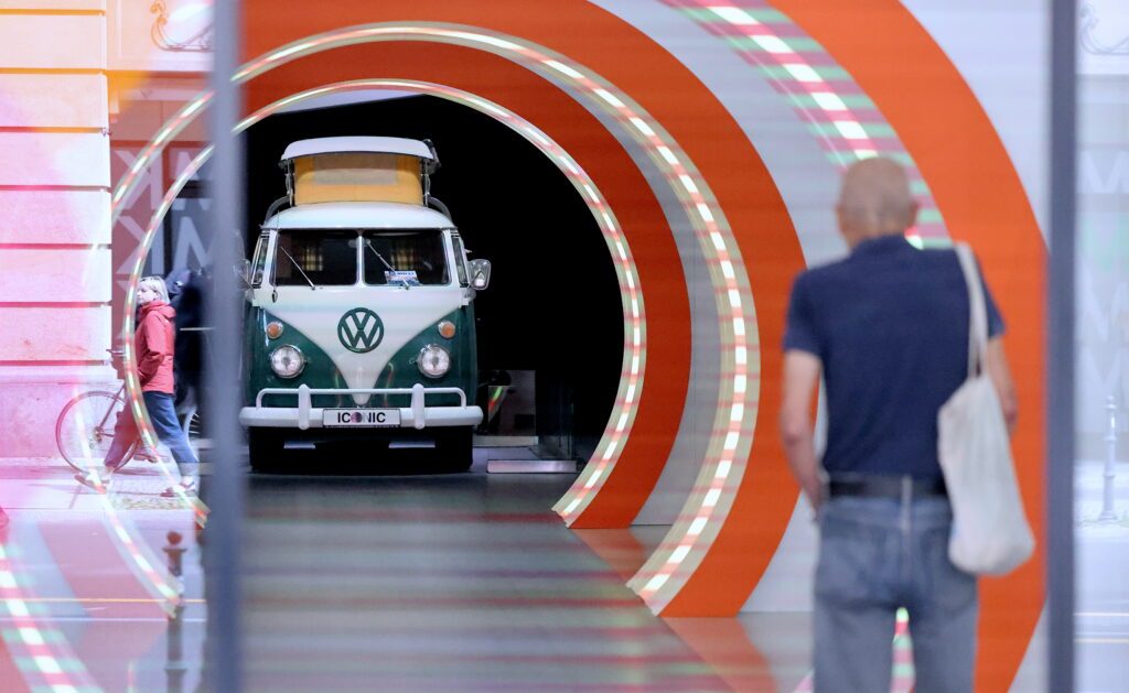 «Mega» κρίση για την Volkswagen: Σχέδιο για 100.000 περικοπές θέσεων έως το 2030 – Εξετάζεται και η λειτουργία τεσσάρων εργοστασίων