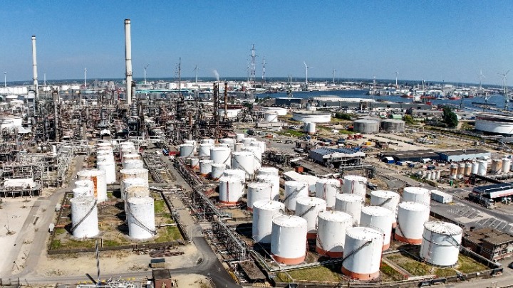 Ενεργειακός συναγερμός στην Ευρώπη: Η Aramco παγώνει παραδόσεις πετρελαίου – Φόβος για δύσκολο χειμώνα και νέο κύμα ακρίβειας