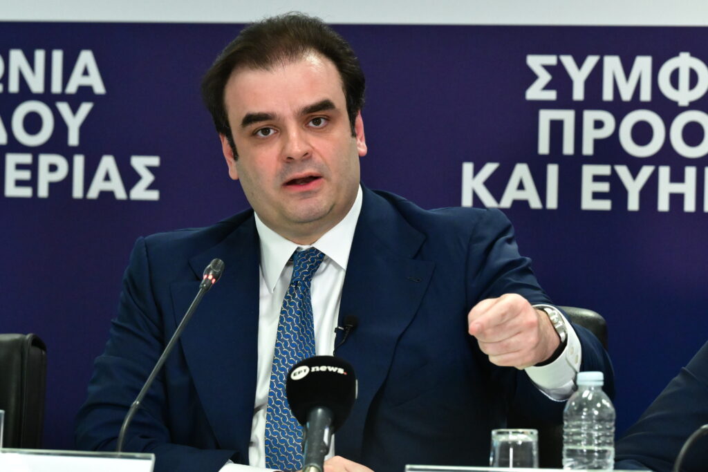 Πιερρακάκης: «Ο κουμπαράς είναι μεταρρύθμιση – Τα μέτρα δίνουν ανάσα σε νοικοκυριά και επιχειρήσεις»