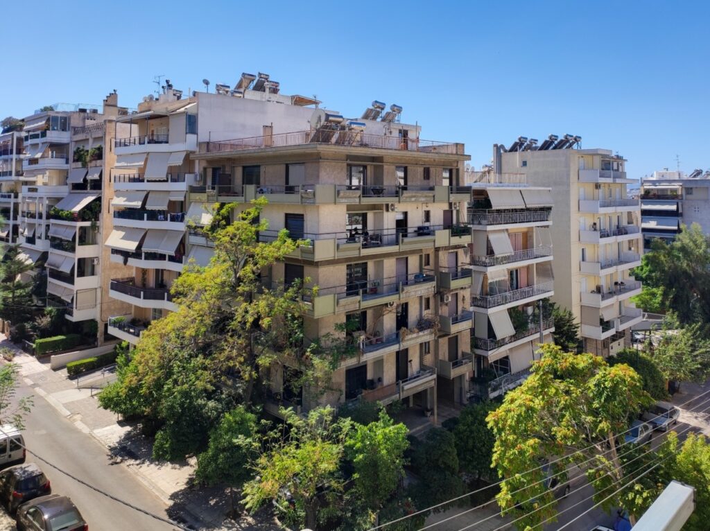 Πρόγραμμα «Ανακαίνιση κατοικίας»: Αντίστροφη μέτρηση για τις αιτήσεις – Τα κριτήρια και τα ποσά