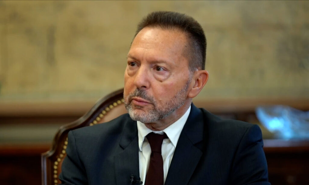 Στουρνάρας: «Fake news» τα σενάρια για υπερδανεισμό μεγάλης εταιρείας – Δεν υπάρχει συστημικός κίνδυνος