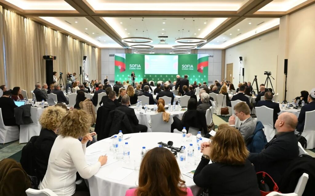 Sofia Economic Forum VII: Στο επίκεντρο ευρώ, επενδύσεις και ασφάλεια