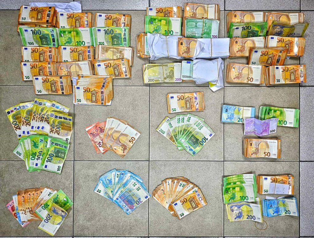 Κρυπτονομίσματα: Δύο στρατιωτικοί φέρονται ως «διευθυντές» κυκλώματος στην απάτη των 8 εκατ. ευρώ – 10.000 επενδυτές
