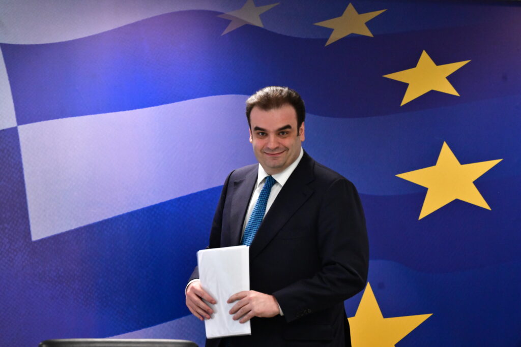 Ανάπτυξη 2,3% προβλέπει για το 2027 η κυβέρνηση – Πιερρακάκης: «Η Ελλάδα γίνεται πιο ισχυρή» – Ολόκληρο το προσχέδιο του προϋπολογισμού